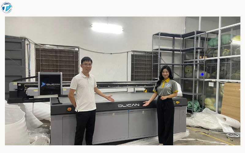 Máy in UV phẳng là lựa chọn lý tưởng cho xưởng in kim loại